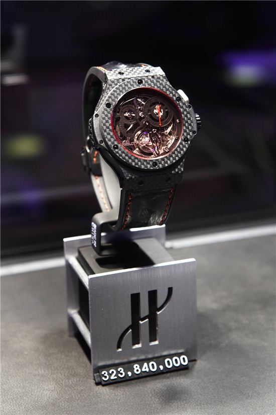 "명품시계, 버킨백과 色맞춤 유행"