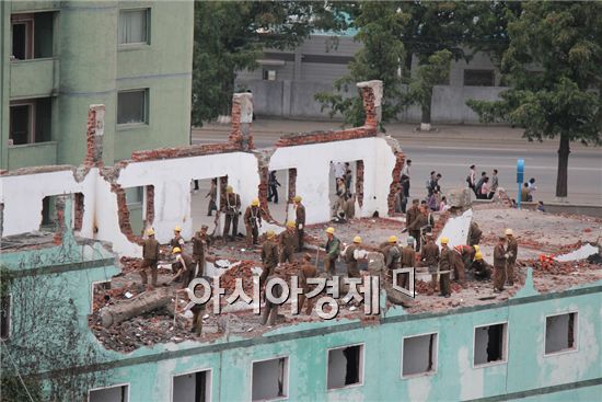 강성대국 앞둔 북한 이렇게 움직인다