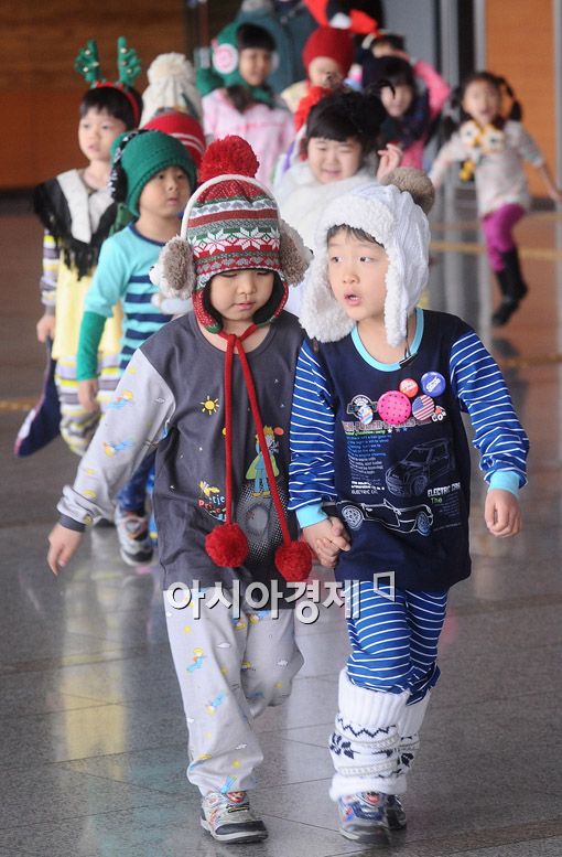 [포토] '내복으로 멋 좀 냈어요'