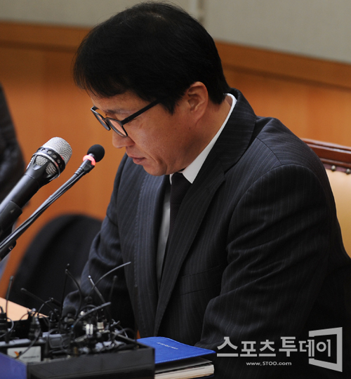 [포토] 황보관 기술위원장 '한국 축구를 위한 결정이다'