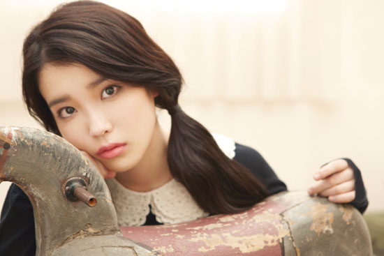 IU outshines all competition on Gaon chart