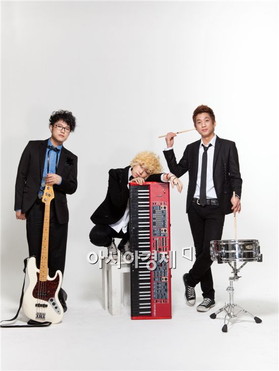 '파릇파릇' 록밴드, POE를 소개합니다