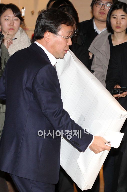 [포토] '빈소 들어가는 박태준 영정'