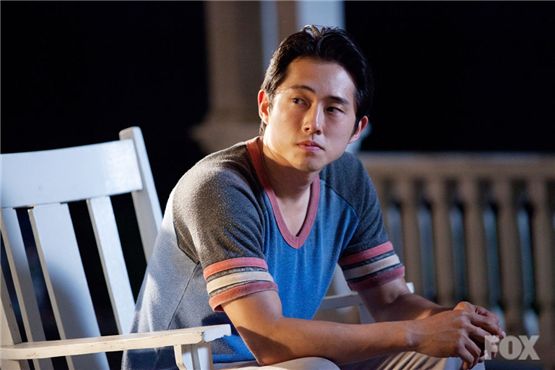 Steven Yeun to meet fans in Korea this weekend 