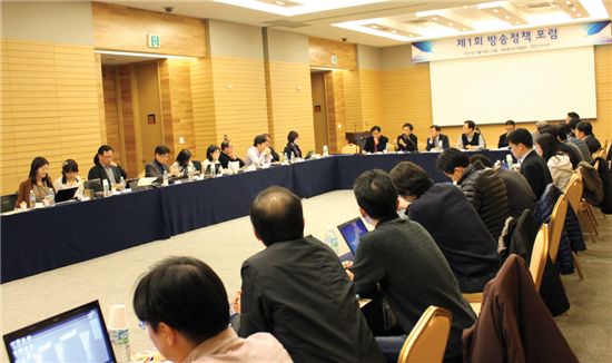 “700MHz대역 절반 달라” 방송업계 목청 높아졌다