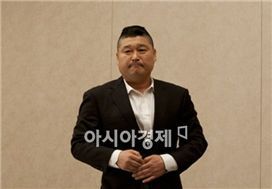 강호동 '복귀선언'으로 하루만에 5.5억 대박