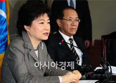 [포토] 김정일 사망 관련 발언하는 박근혜