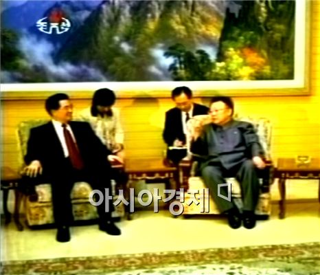 김정일 사후 북한 어디로 가나? ②후계 안착화 필수조건은 경제