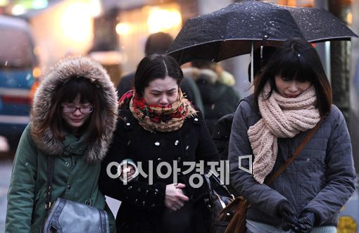 [포토] '서울 눈 온 뒤 더 춥다'