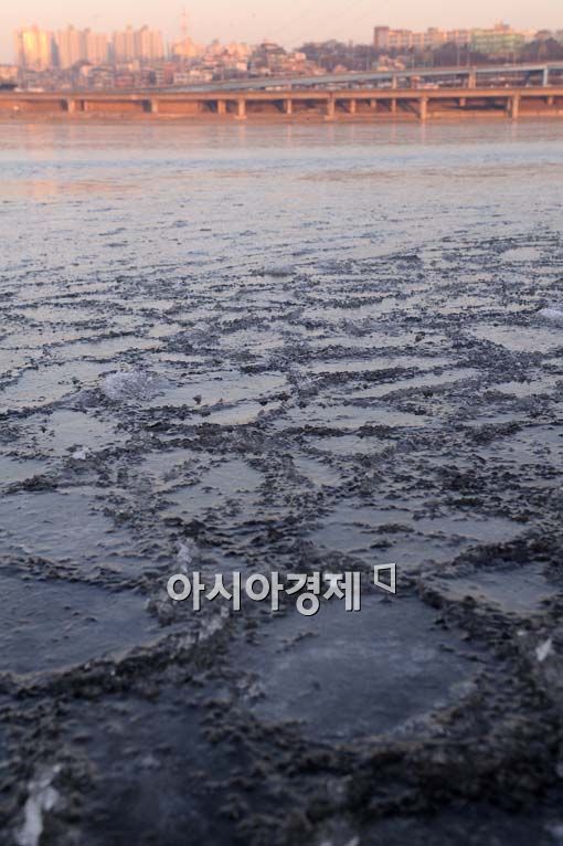 [포토] 얼어붙은 한강