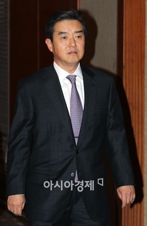 [포토] 회의 참석하는 김윤 삼양사 회장