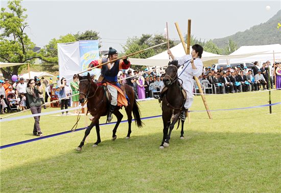 서산 해미읍성, 관광객들 ‘북적’