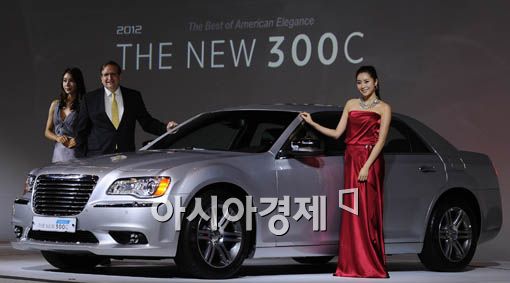 [포토] 새롭게 태어난 The New 300C