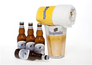 "호가든 마시면 '구름거품 무릎담요' 드려요"