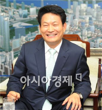"송영길 시장 '김남일' 때문에 이럴 줄이야"