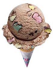 ▲배스킨라빈스의 '네 마음에 퐁당퐁당'은 아이스크림 속에 4가지 초콜릿으로 코팅된 하트 아이스크림이 박혀 있다는 의미를 담아 중의적인 표현으로 이름을 지은 예다. 