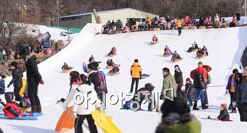 [포토] 겨울엔 눈썰매지