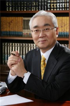 CHA의과학대 8대 총장에 이훈규 변호사