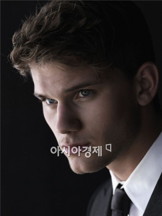 스필버그가 낙점한 소년 - 영화 '워 호스'의 신성(新星) 제레미 어바인 인터뷰