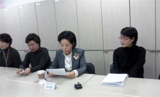 "숙명여대 후배들 생각하면 마음이 아프다"