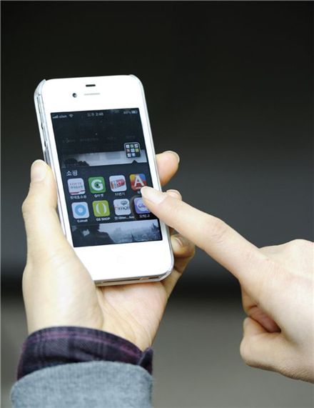 모바일몰 잠재력 무한대 유통가 시장선점 각개전투