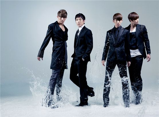 2AM to hold showcase for new album next month