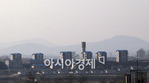 [포토] 적막감 감도는 북한 기정동 마을