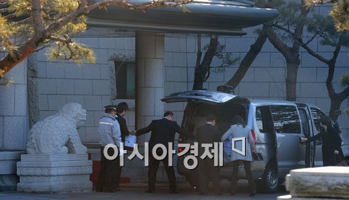 [포토] 국회의장 공관 찾은 검찰