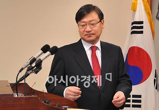[포토] 박희태, 김효재 불구속기소