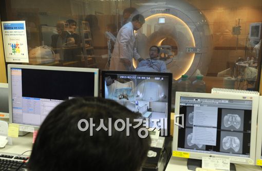 [포토] MRI 촬영하는 박주신