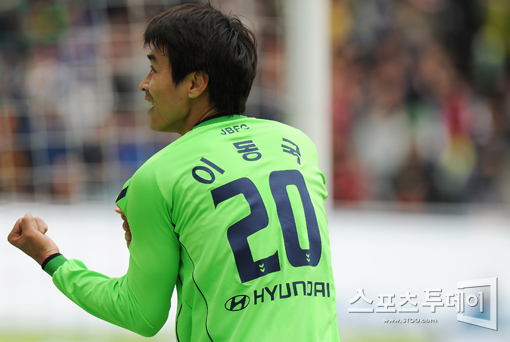 [포토] '내가 바로 이동국!'