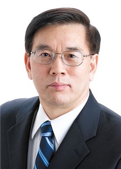 ▲중국인 경제학자 린젠하이(林建海)