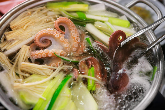 ‘신비의 바닷길’ 주꾸미·도다리 축제 23일 개막