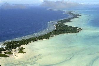 ▲ 기후변화의 공포가 키리바시의 태평양 연안 지형을 바꾸고 있다(사진: AP통신)