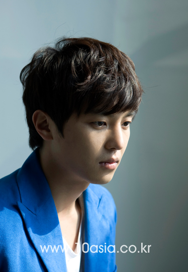 [PHOTO] Yeon Woo-jin: I had to show that my lips were smiling while crying with my eyes