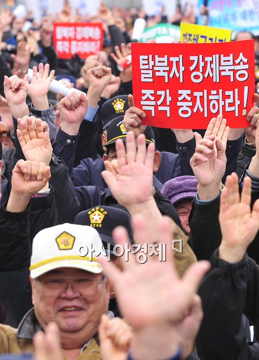 [포토] 서울역 가득 채운 만세소리