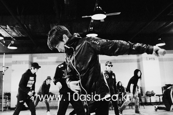 Shinhwa member Lee Min-woo during their practice for their concert. [Lee Jin-hyuk/10Asia]