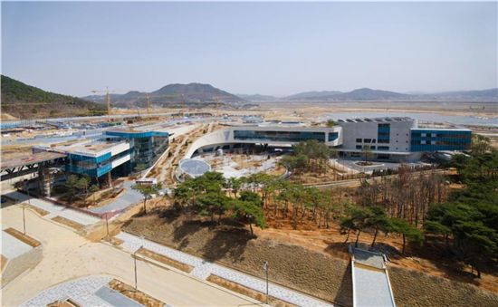 세종시 '국무총리실' 건물 완공..9월 입주