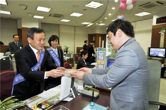 [50+농협 新로드맵]순수 국내자본 걸맞은 국민경제 동반자로 자리매김