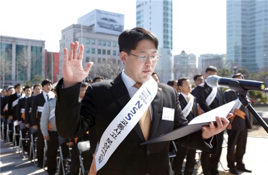 “영업경쟁력 수준 업그레이드 해외 틈새시장 공략”