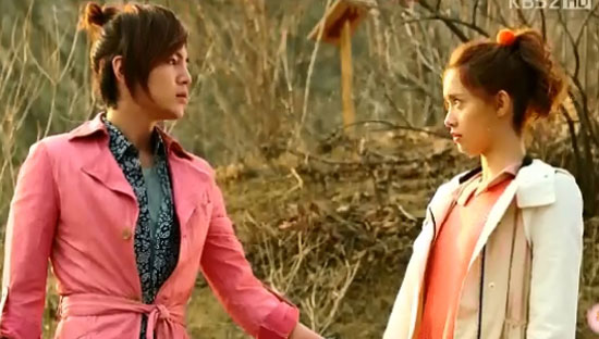 A scene from KBS' "Love Rain" [KBS]