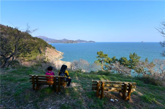 물빛·풀빛·꽃빛 남해 바래길 三色 발걸음 