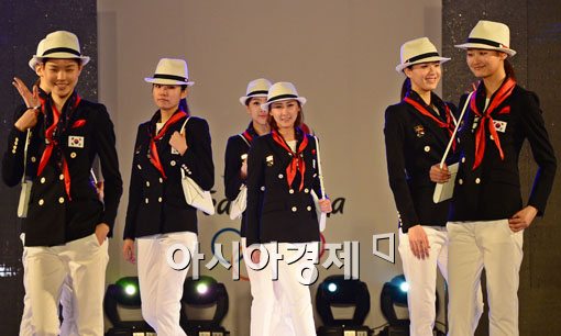 [포토] 매력적인 올림픽 선수단 단복