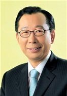 안홍준 "김두관, 대선때문에 지사직사퇴는 바람직안해"