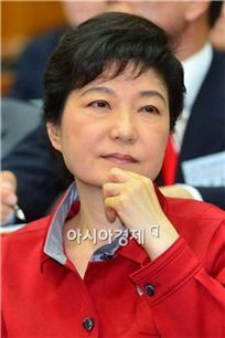 박근혜 "국민만 보고 마지막 정치적 힘 다할것"