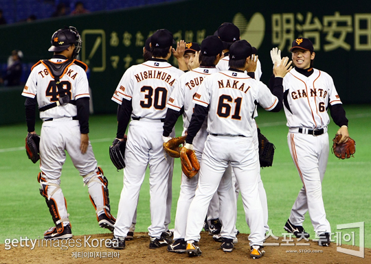 요미우리 자이언츠 선수단[사진=Getty images/멀티비츠]