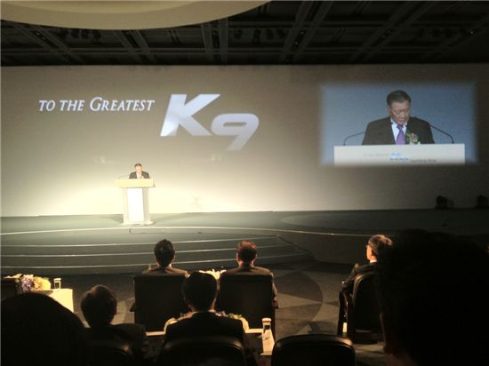 2일 정몽구 현대차그룹 회장이 'k9'을 통한 글로벌 공략에 자신감을 보였다.  