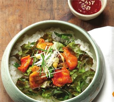 [추천! 금주의 제철메뉴]소라 달래무침과 멍게 비빔밥