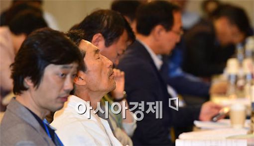 [포토] 눈 앞 캄캄한 강기갑