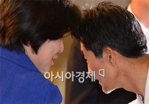 [포토] 대화 나누는 심상정-강기갑